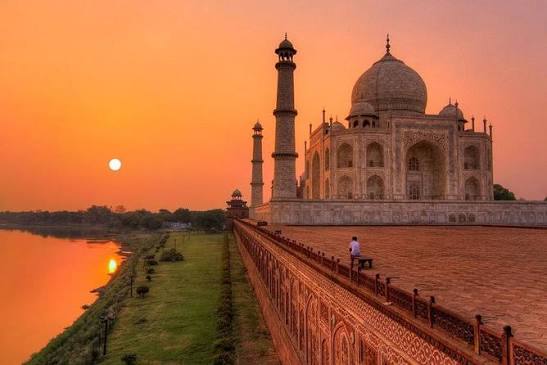 Taj Mahal Ticket with Optional Guide